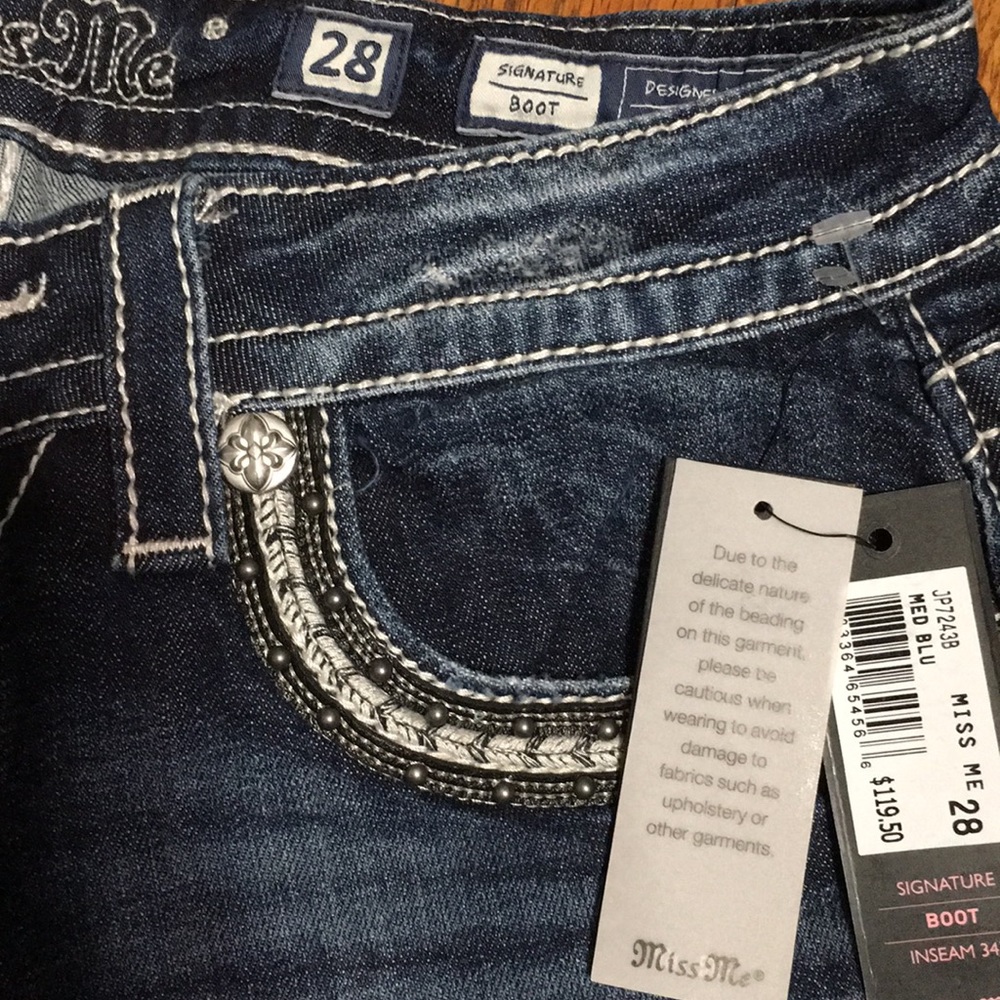 Miss Me Jeans - Boot Cut - Picture 5 of 11